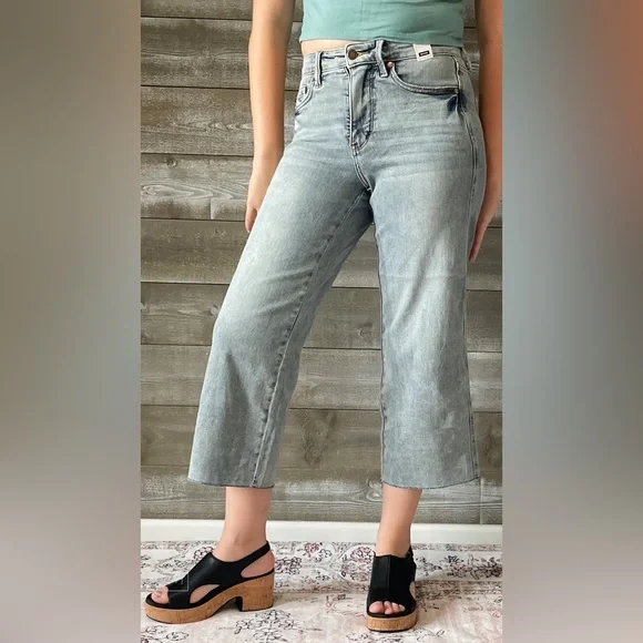 judy blue mid rise tummy control top wide leg crop jeans raw hem JB88903REG LT - Picture 1 of 13